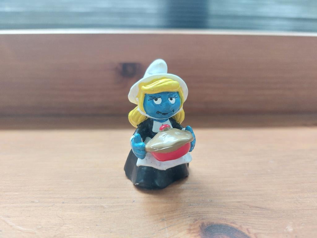 Smurfin met taart 20196 De Smurfen, Verzamelen, Smurfen, Ophalen of Verzenden