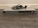 Unifi USW-24-PoE Gen 2 switch (Ubiquiti), Computers en Software, Netwerk switches, Ophalen of Verzenden, Gebruikt