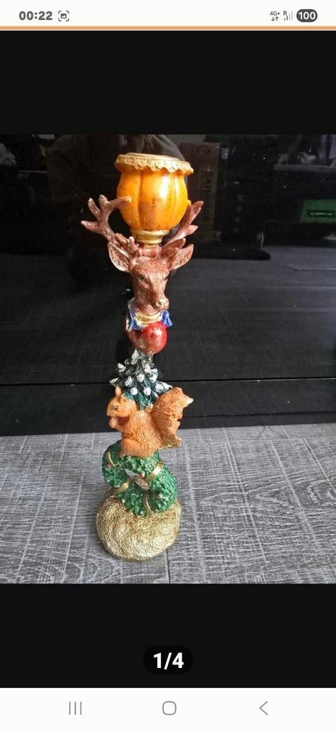 Unieke kandelaar met een stapel dierenfiguren: een rendier,, Ophalen of Verzenden