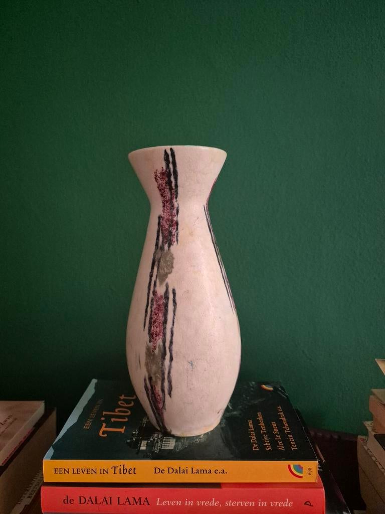 Decoratief vaasje met strepen, Ophalen