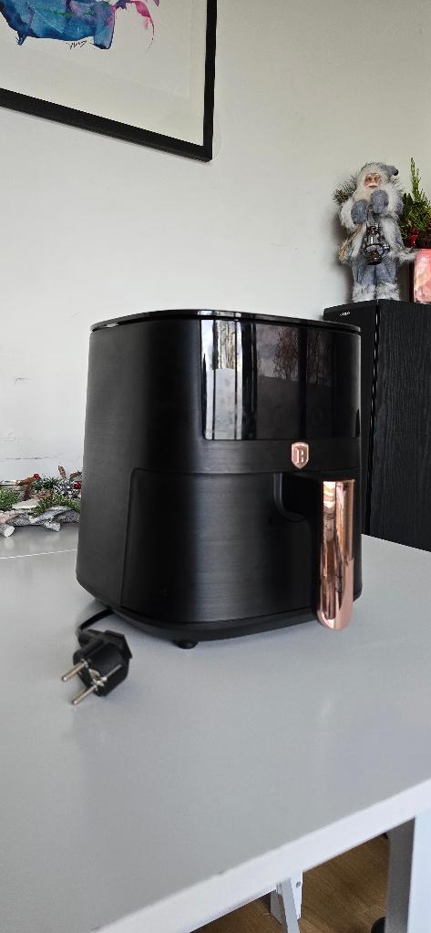 Berlinger Haus Airfryer (5L) – Stijlvol Zwart & Rose Goud, Witgoed en Apparatuur, Airfryers, Ophalen, Zo goed als nieuw, Airfryer