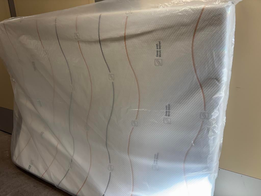 M line matras, Ophalen, 200 cm, 160 cm, Nieuw