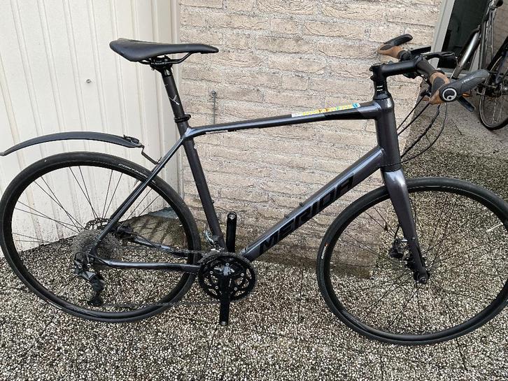 Merida speeder 300, Fietsen en Brommers, Fietsen | Heren | Sportfietsen en Toerfietsen, Zo goed als nieuw, Overige merken, 15 tot 20 versnellingen