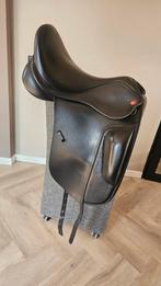 Kent & Masters dressuurzadel 17,5 inch en verwisselbare boom, Ophalen, Zo goed als nieuw, Dressuur