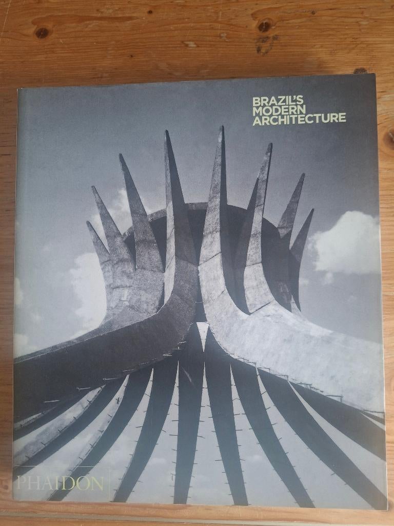 Brazil's modern architecture, Zo goed als nieuw, Architectuur algemeen, Andreoli, Elisabetta, Ophalen of Verzenden