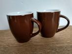 2 Kleine bruine koffiebekers met oor, Overige typen, Ophalen of Verzenden, Zo goed als nieuw, Effen