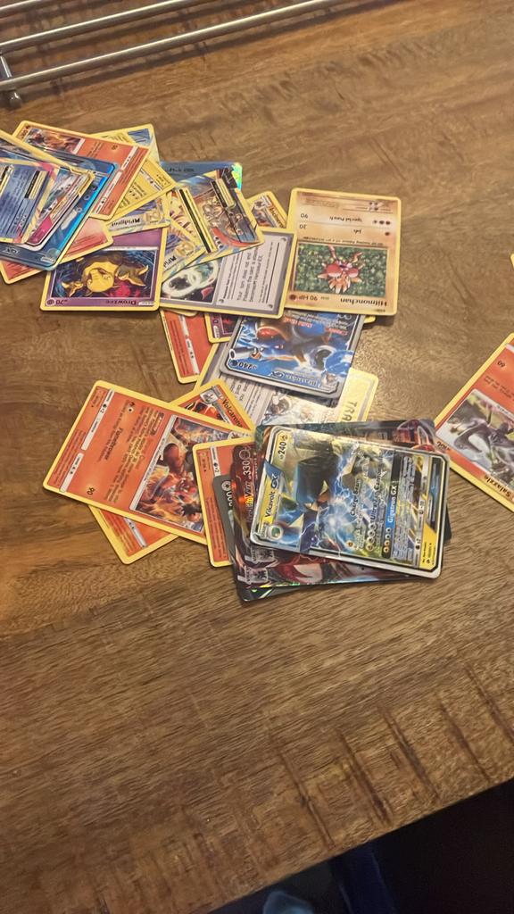 Diverse Pokémon Kaarten Collectie - GX, VMAX, Holo, Ophalen of Verzenden, Gebruikt, Meerdere kaarten, Foil