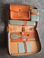 Vintage lederen toilet etui, Antiek en Kunst, Ophalen of Verzenden