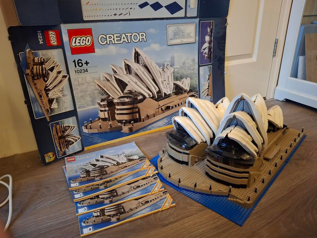 Lego opera house 10234, Kinderen en Baby's, Speelgoed | Duplo en Lego, Ophalen of Verzenden, Zo goed als nieuw, Complete set, Lego