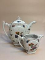H&C Chodau Czechoslovakia set koffiekan en melkkannetje, Overige typen, Ophalen of Verzenden, Zo goed als nieuw, Overige stijlen