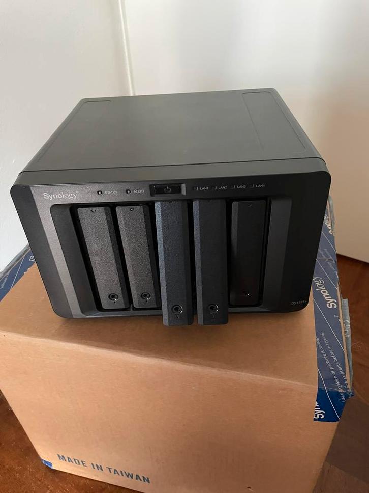 Synology DS1515+, Computers en Software, NAS, Gebruikt, Ophalen of Verzenden