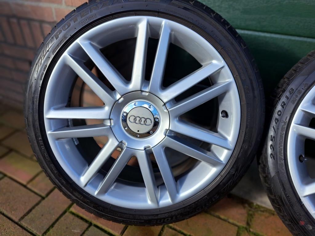 Audi S 3 zomerset 18 inch, Auto-onderdelen, Banden en Velgen, 215 mm, 17 inch, Band(en), Zomerbanden
