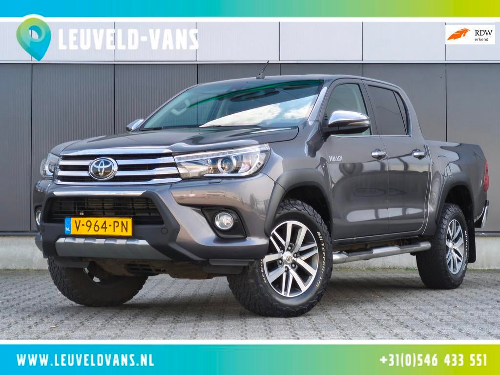 Toyota HiLux 2.4 D-4D-F DOUBLE CAB AUTOMAAT LEER 3200KG TREK, Auto's, Automaat, Gebruikt, 4 cilinders, 150 pk