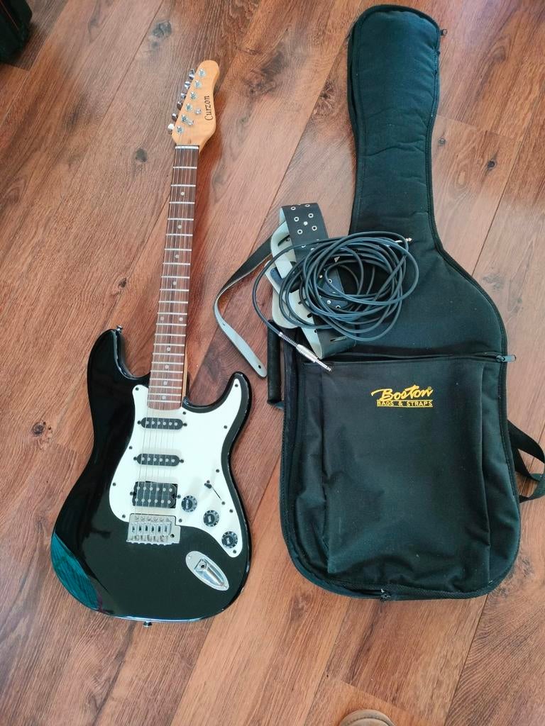 Elektrische gitaar curzon, Ophalen, Zo goed als nieuw, Solid body, Overige merken