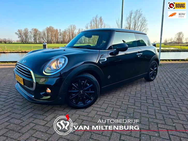 Mini Mini 1.5 One Chili Business Automaat Clima Navi Cruise, Auto's, Mini, Bedrijf, Te koop, One, ABS, Airbags, Airconditioning
