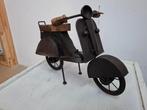 schitterende vintage beeld metaal van scooter, Ophalen of Verzenden, Zo goed als nieuw, Mens