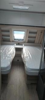 Hobby 495 UL Bedverbreder - Comfortabel Slapen, Ophalen, Gebruikt