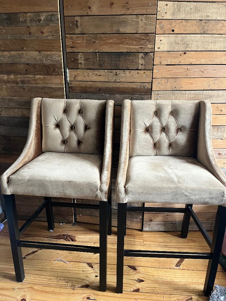 Twee barkrukken van K&C, Met voetsteun, Ophalen of Verzenden, Zo goed als nieuw, 90 cm of meer