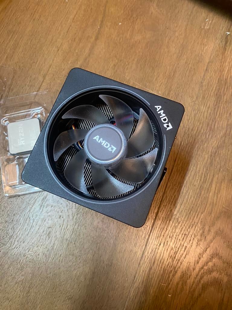 Amd ryzen cooler koeler computer, Computers en Software, Computerkoelers, Ophalen of Verzenden, Zo goed als nieuw, Luchtkoeling