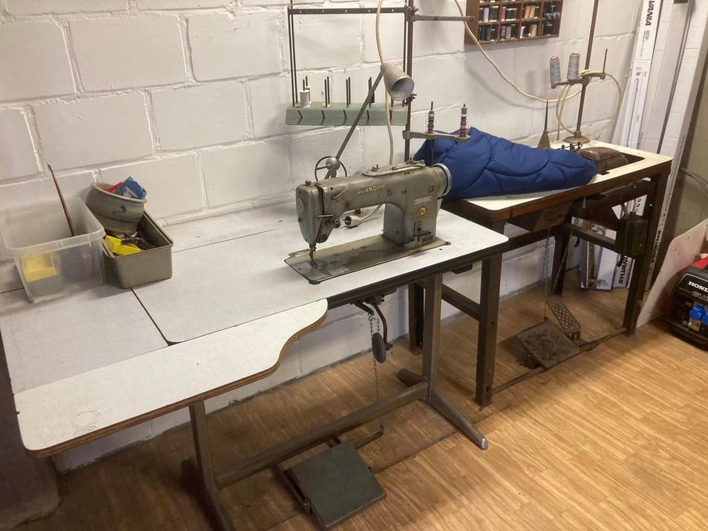 Durkopp naaimachine/union speciaal lokmachine, Gebruikt, Naaimachine, Industrieel, Ophalen