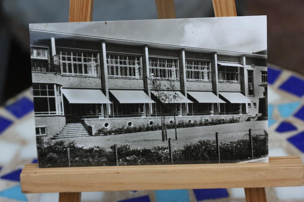 Ansichtkaart St. Jozef Ziekenhuis Kerkrade kinderpaviljoen, Verzamelen, Ansichtkaarten | Nederland, Ophalen of Verzenden, 1960 tot 1980