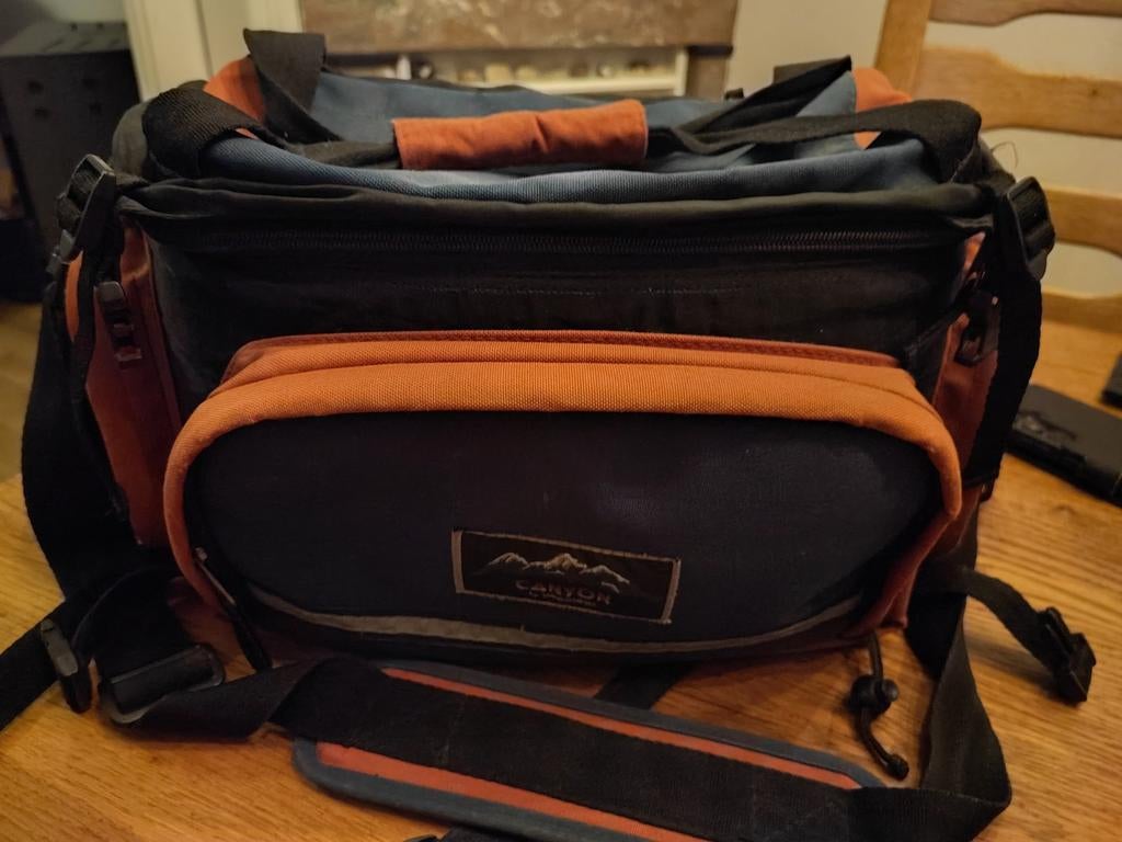 Canyon by Vanguard fototas., Ophalen of Verzenden, Gebruikt, Schoudertas, Canon