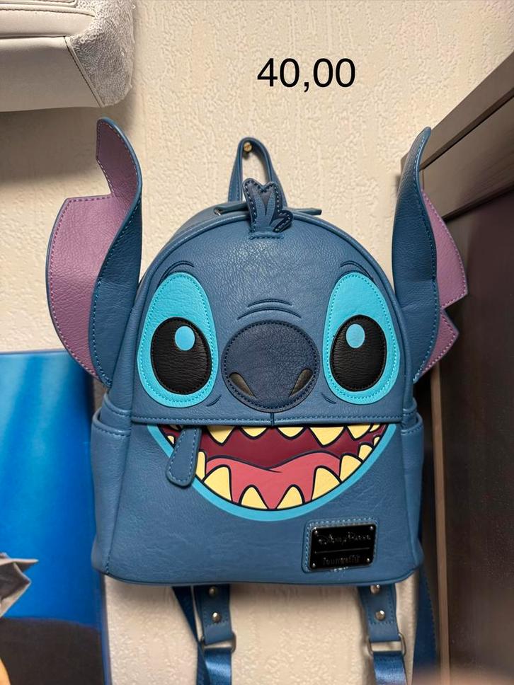 Disney stitch  loungefly tas, Verzamelen, Disney, Nieuw, Overige figuren, Ophalen of Verzenden