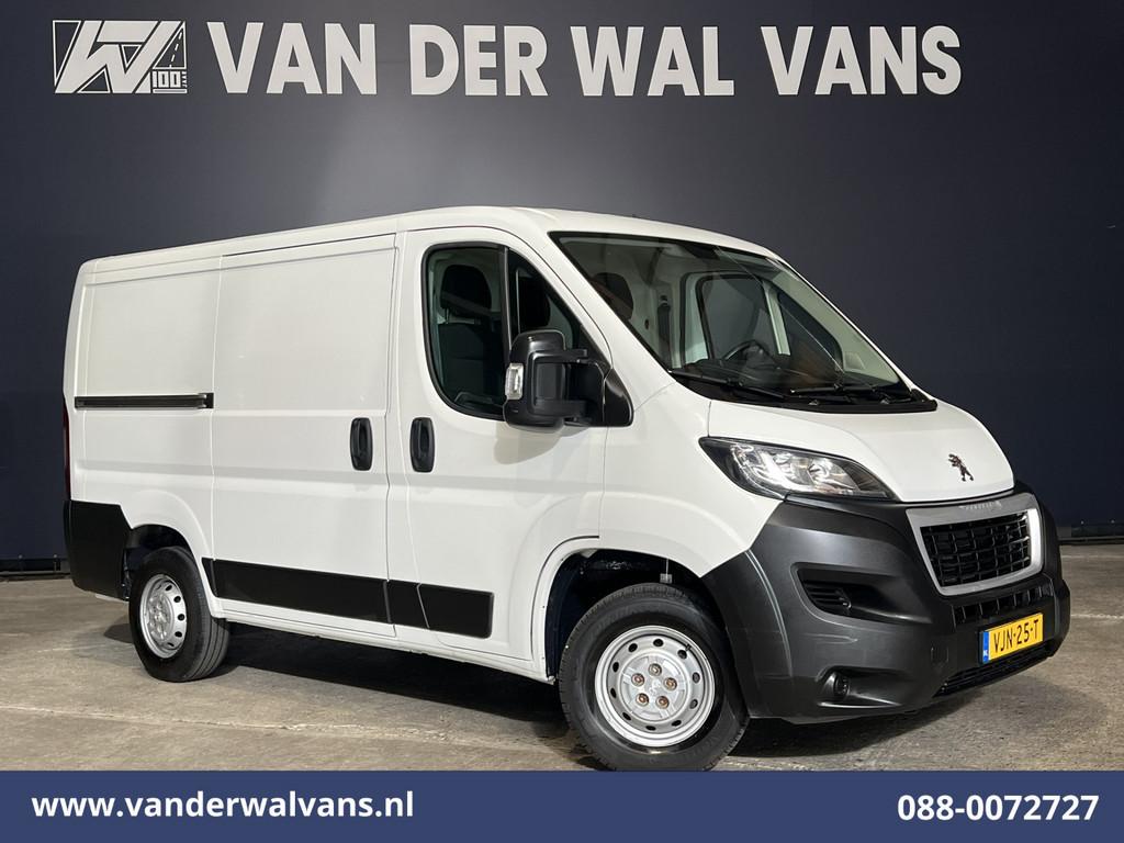 Peugeot Boxer 2.2 BlueHDi 120pk L1H1 Euro6 Airco | Camera |, Auto's, Voorwielaandrijving, Stof, Gebruikt, 4 cilinders