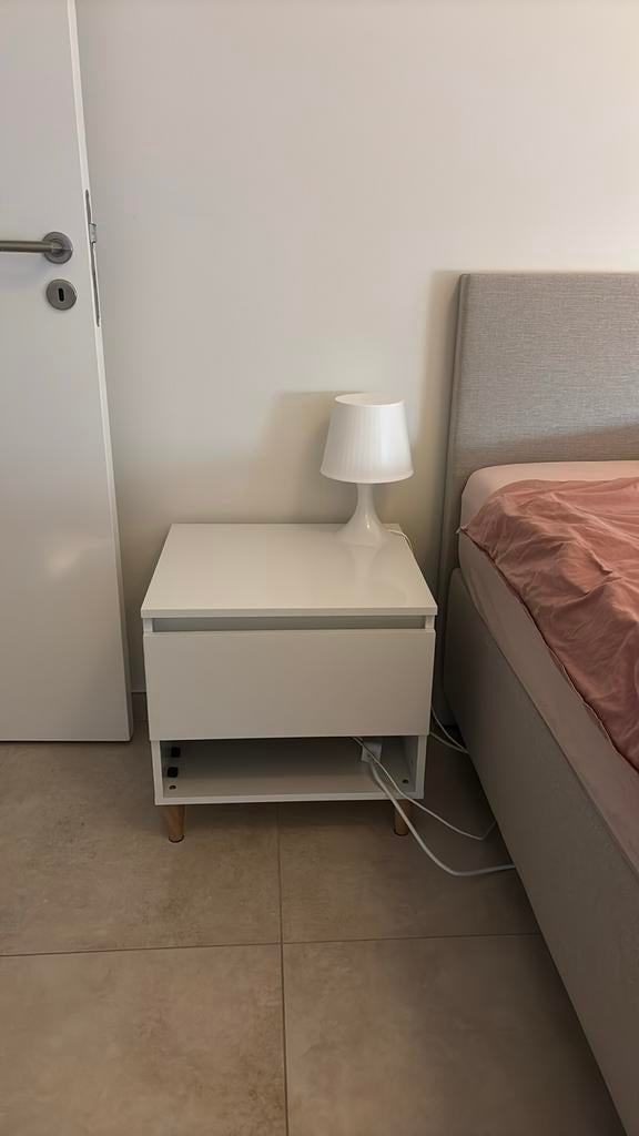Twee witte nachtkastjes met lade (Lichtaart, BE), Huis en Inrichting, Ophalen, Zo goed als nieuw, 45 tot 65 cm, Minder dan 55 cm
