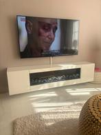 Zwevend dressoir met sierhaard., Huis en Inrichting, Kasten | Dressoirs, Ophalen of Verzenden, Zo goed als nieuw, 25 tot 50 cm