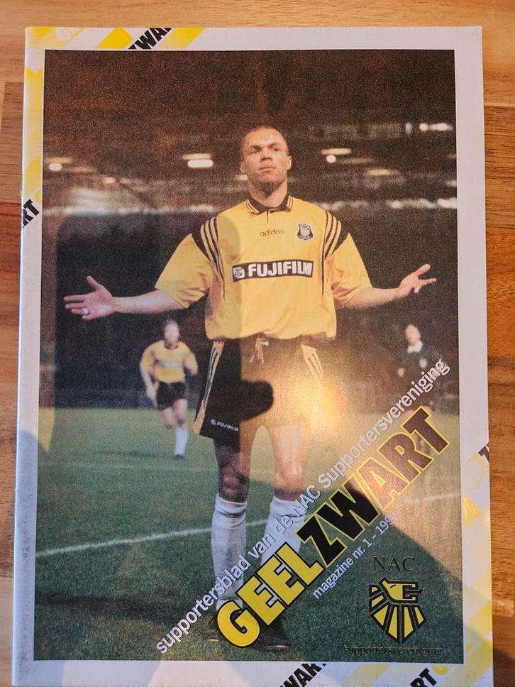 NAC Supportersblad GEELZWART - magazine nr. 1 - 1999, Boeken, Tijdschriften en Kranten, Zo goed als nieuw, Sport en Vrije tijd