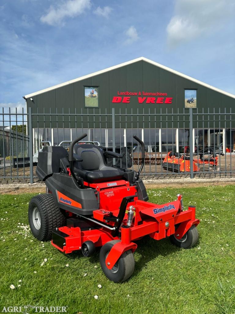 Simplicity szt275 rondom geveerd demo !!, Tuin en Terras, Zitmaaiers, -, Niet opgegeven, Ophalen of Verzenden, Zo goed als nieuw