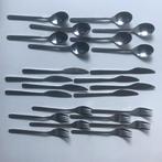 Ikea bestek. 8 Messen , 8 vorken, 8 lepels, Ophalen of Verzenden, Zo goed als nieuw, Rvs of Chroom