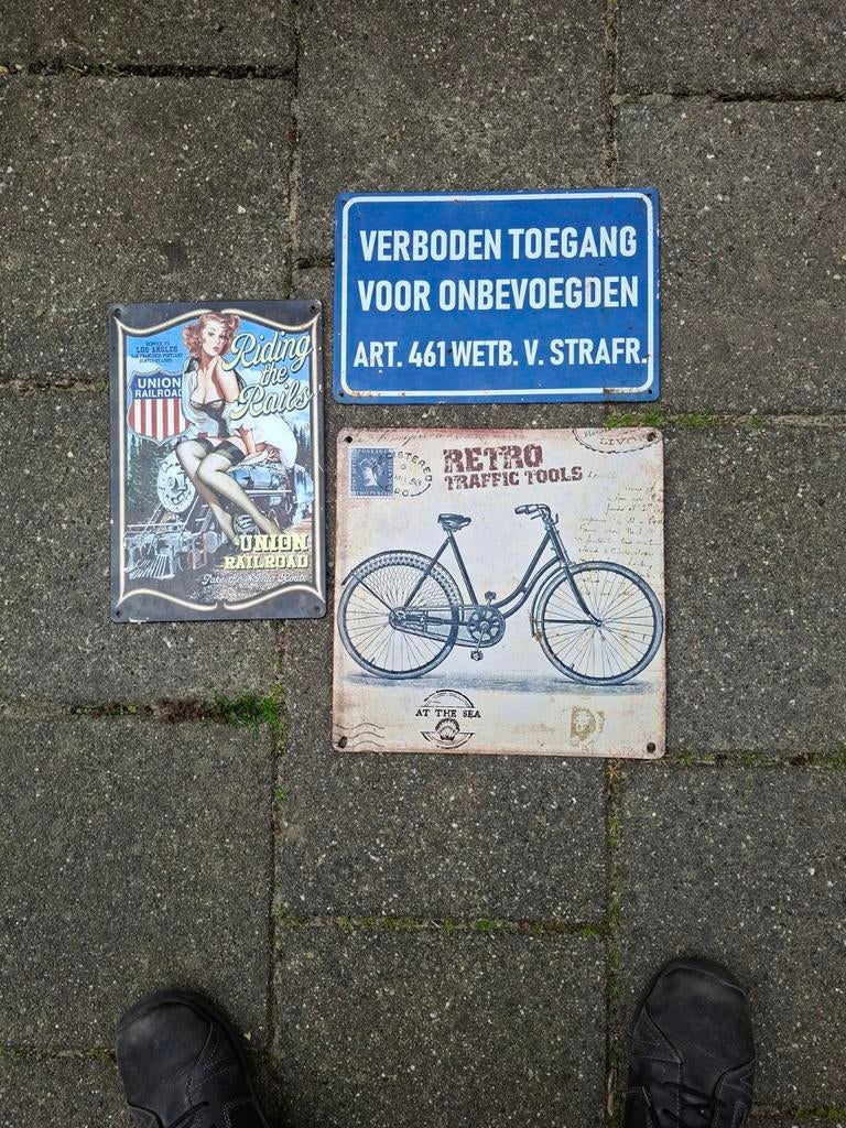 Vintage metalen bordjes, Tuin en Terras, Tuinwanddecoratie, Ophalen of Verzenden