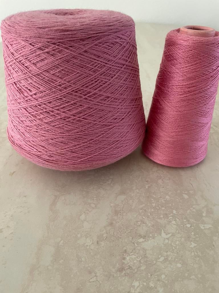 breimachin garen 978 gram, Ophalen of Verzenden, Zo goed als nieuw, Breien of Haken, Wol of Garen