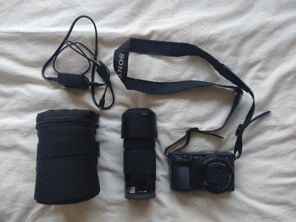 Sony A6000 Set | Lage Shuttercount | Incl. 2 Lenzen & 128GB, Gebruikt, Compact, Ophalen of Verzenden, Sony