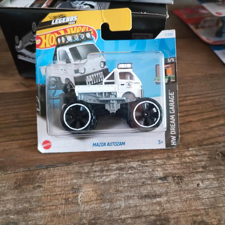 hot wheels mazda autozam hw dream garrage let op, Hobby en Vrije tijd, Modelauto's | Overige schalen, Nieuw, Auto, Ophalen of Verzenden