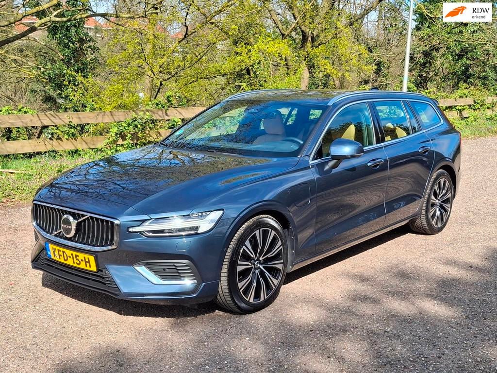 Volvo V60 2.0 T6 Plug-in hybrid AWD 398pk LongRange Ultimate, Auto's, Volvo, Automaat, Verwarming stoelen achter, Gebruikt, Euro 6