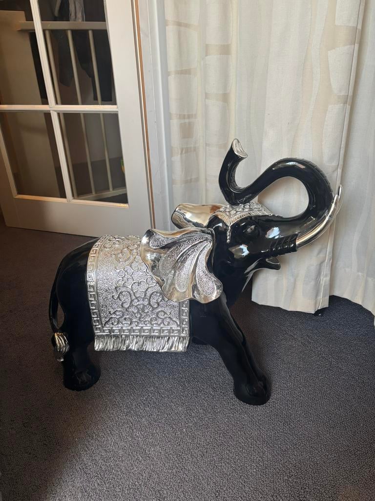 Olifant, Ophalen of Verzenden, Zo goed als nieuw, Fantasy