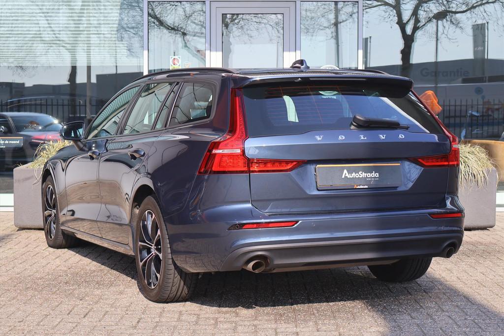 Volvo V60 B3 Momentum Advantage 163pk | Virtual | LED | Navi, Stof, 4 cilinders, Blauw, 163 pk