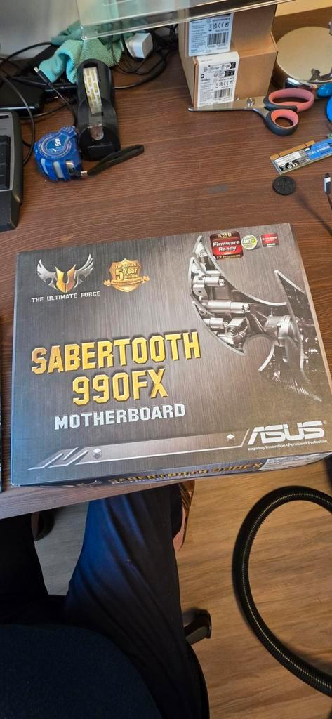 Asus Sabertooth 990FX Moederbord - AM3+ met AMD Phenom II, Computers en Software, Moederborden, Gebruikt, AMD, DDR3, Ophalen of Verzenden