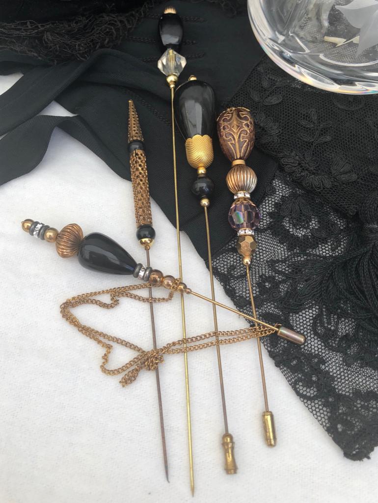 5 Vintage hoedenspelden Hoedendecoratie, Ophalen of Verzenden