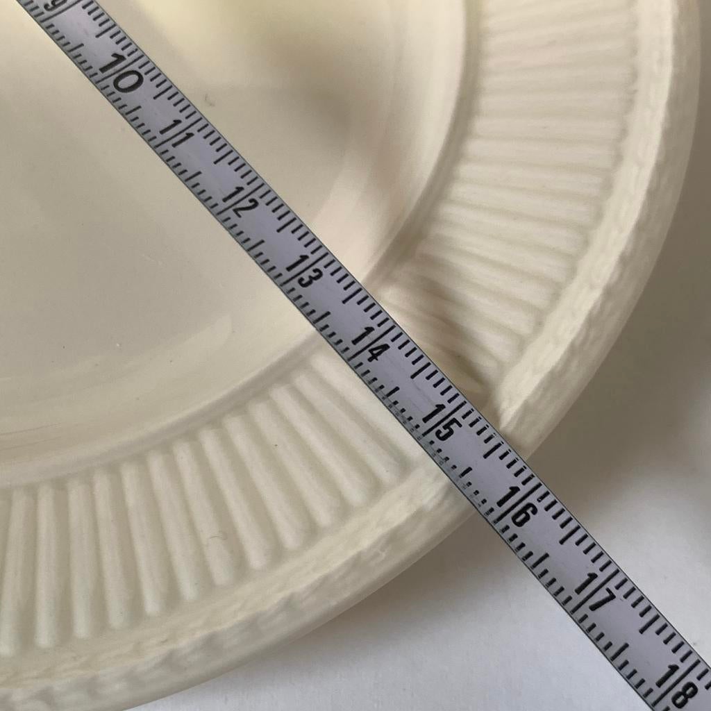 Wedgwood Edme gebaksbordje Crèmekleurig streepjes 16cm, Ophalen of Verzenden, Zo goed als nieuw, Bord(en), Wedgwood