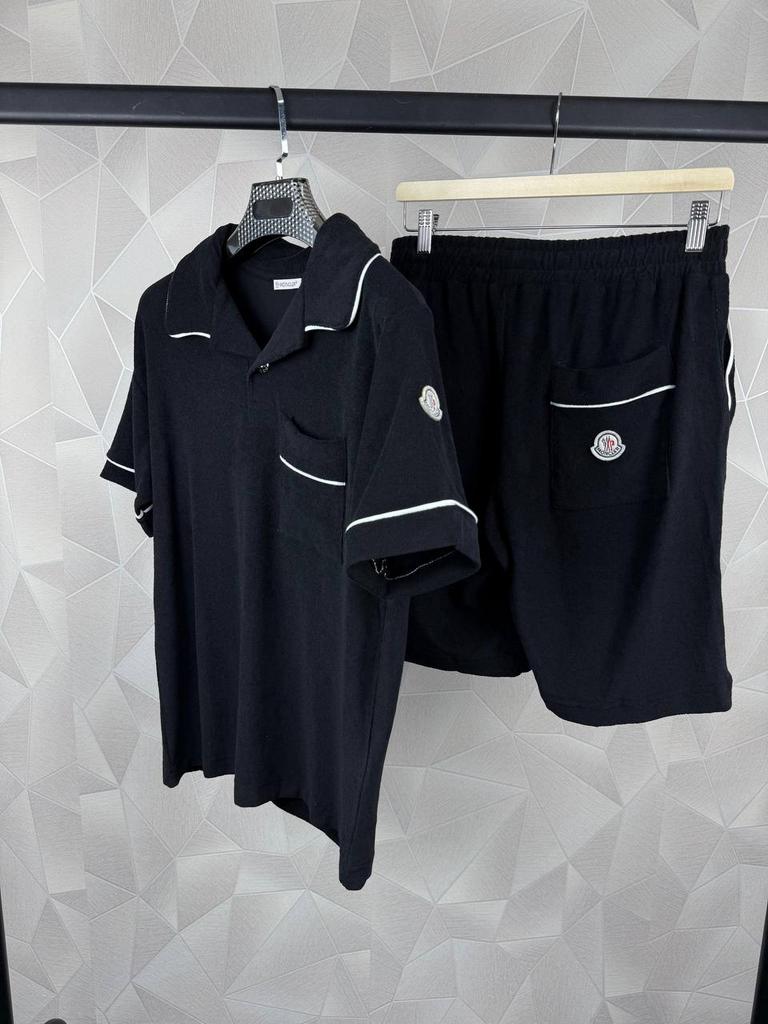 Summers designer sets Moncler, Kleding | Heren, Heren-kledingpakketten, Zo goed als nieuw, Ophalen