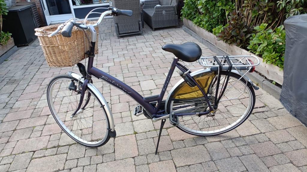 Batavus damesfiets Bologna paars, Fietsen en Brommers, Ophalen, Zo goed als nieuw, Batavus, Versnellingen