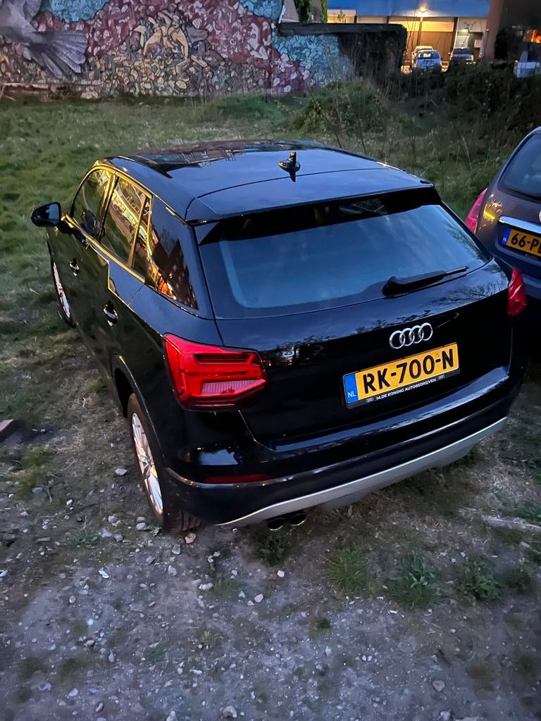 Audi Q2 1.4 Tfsi CoD 150pk S Tronic 2018 Zwart, Auto's, Q2, 4 cilinders, Zwart, Origineel Nederlands