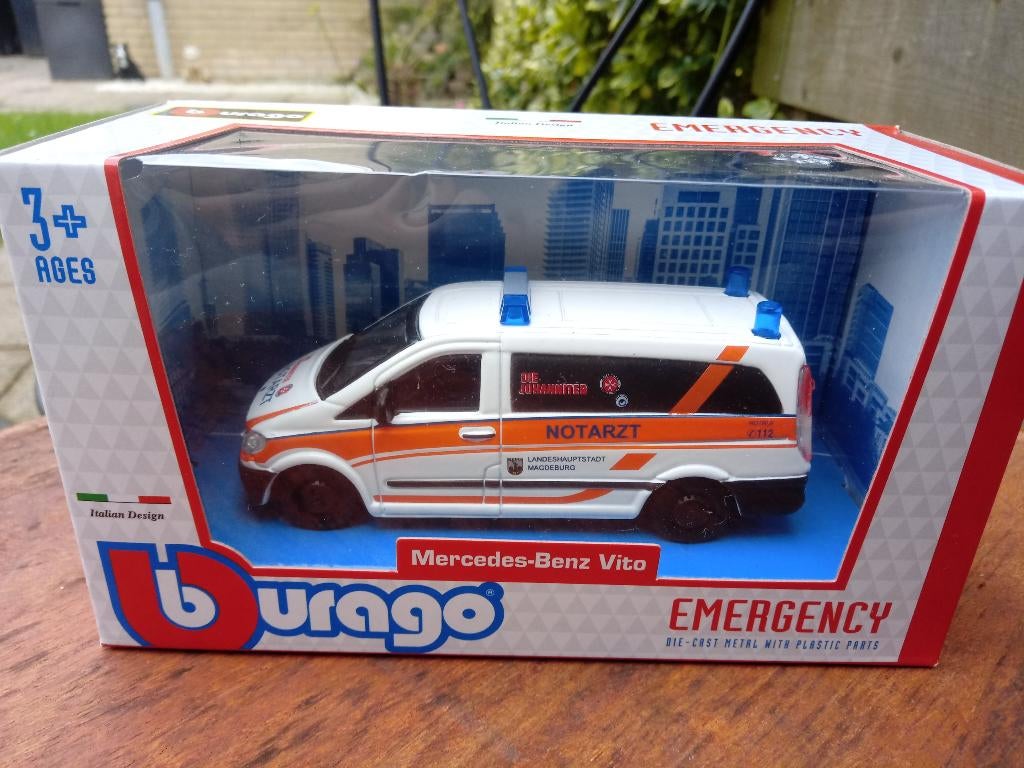 Mercedes-Benz Vito 1/50 Bburago Notartz Magdeburg, Ophalen, Nieuw, Bus of Vrachtwagen, Overige merken