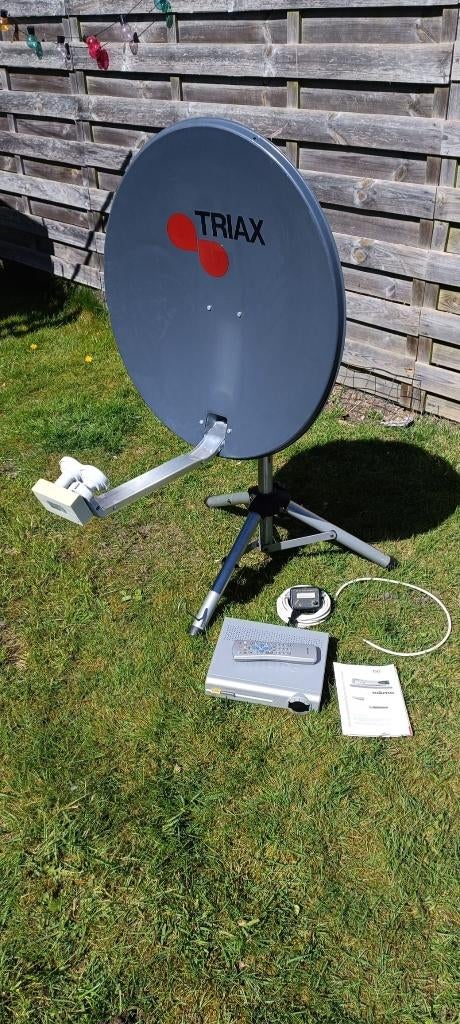 Complete satelliet schotel set, Audio, Tv en Foto, Schotelantennes, Ophalen, Gebruikt, (Schotel)antenne-accessoires, Overige merken