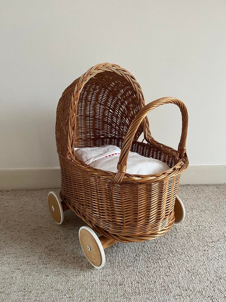 poppenwagen van riet // vintage // met plezier gebruikt, Kinderen en Baby's, Speelgoed | Poppen, Ophalen, Gebruikt, Overige typen