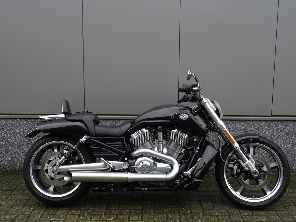 Harley-Davidson VRSCF V-ROD MUSCLE (bj 2009), Chopper, Bedrijf, 1247 cc